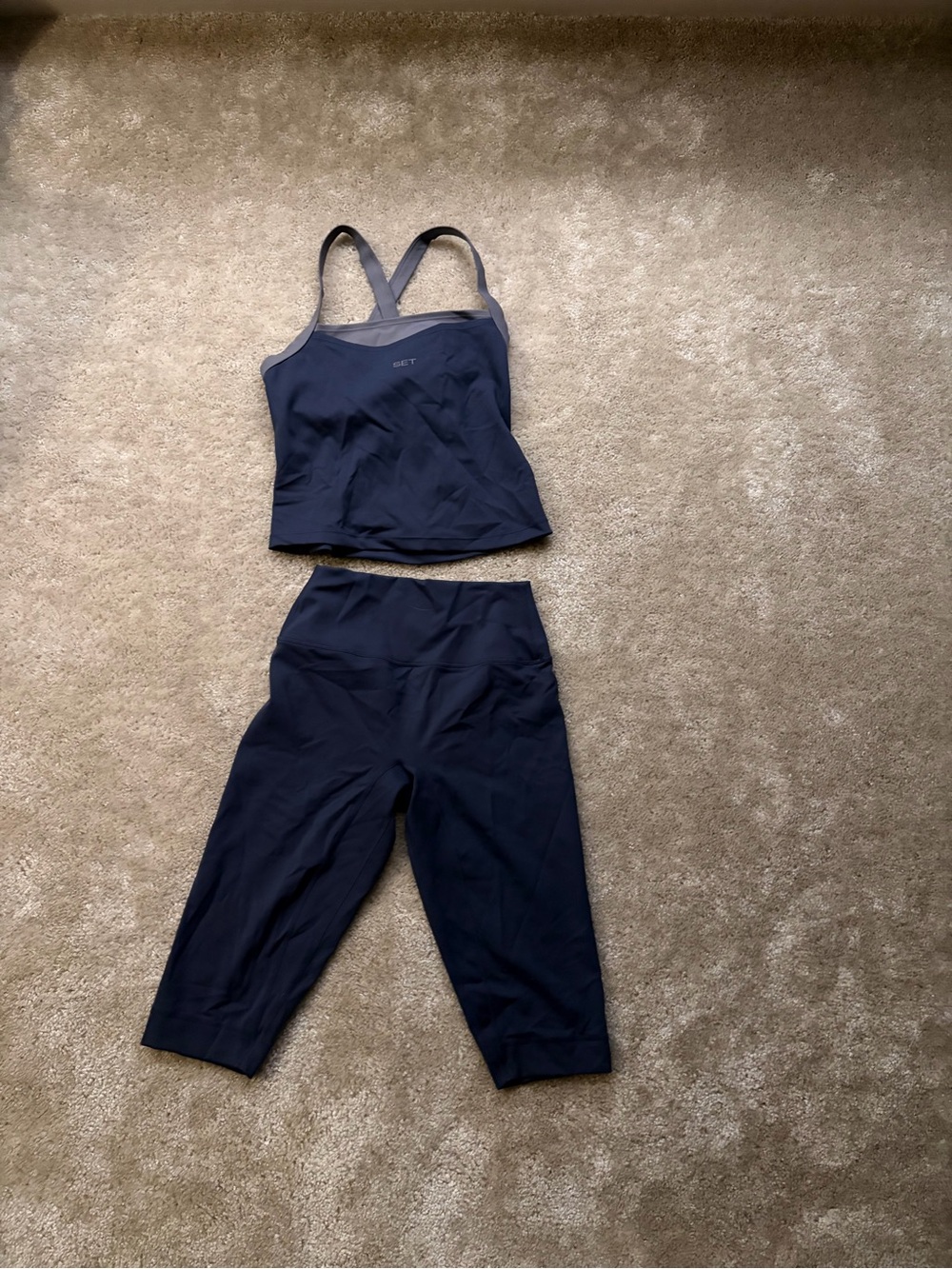 SET Active Luxform Tank & Capris (Navy)